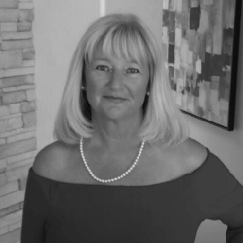 C’est avec une profonde tristesse que nous vous informons du décès de Madame Sophie Lerond, co-gérante de la société Nutrilys.
Sophie était une personne engagée, passionnée et profondément investie dans le développement de Nutrilys. Son professionnalisme, son humanité et son dévouement ont marqué durablement notre entreprise ainsi que toutes les personnes qui ont eu l’occasion de travailler avec elle.

L’activité de Nutrilys se poursuit, fidèle aux valeurs et à la vision qu’elle a contribué à construire. Thierry Lerond est épaulé dans la gestion de l'entreprise par ses deux filles, Justine Lerond-Kaigre et Clémence Lerond-Aoudia, qui s’engagent à poursuivre cette aventure avec passion, dans le respect des valeurs et de l’histoire de la société. Nous vous remercions pour votre compréhension et votre soutien. 

Avec toute notre considération,

L’équipe Nutrilys